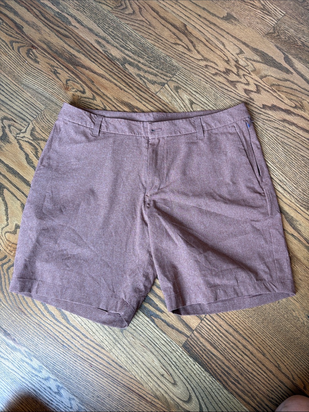 lululemon athletica Men's Maroon/Burgundy Casual Shorts, 34